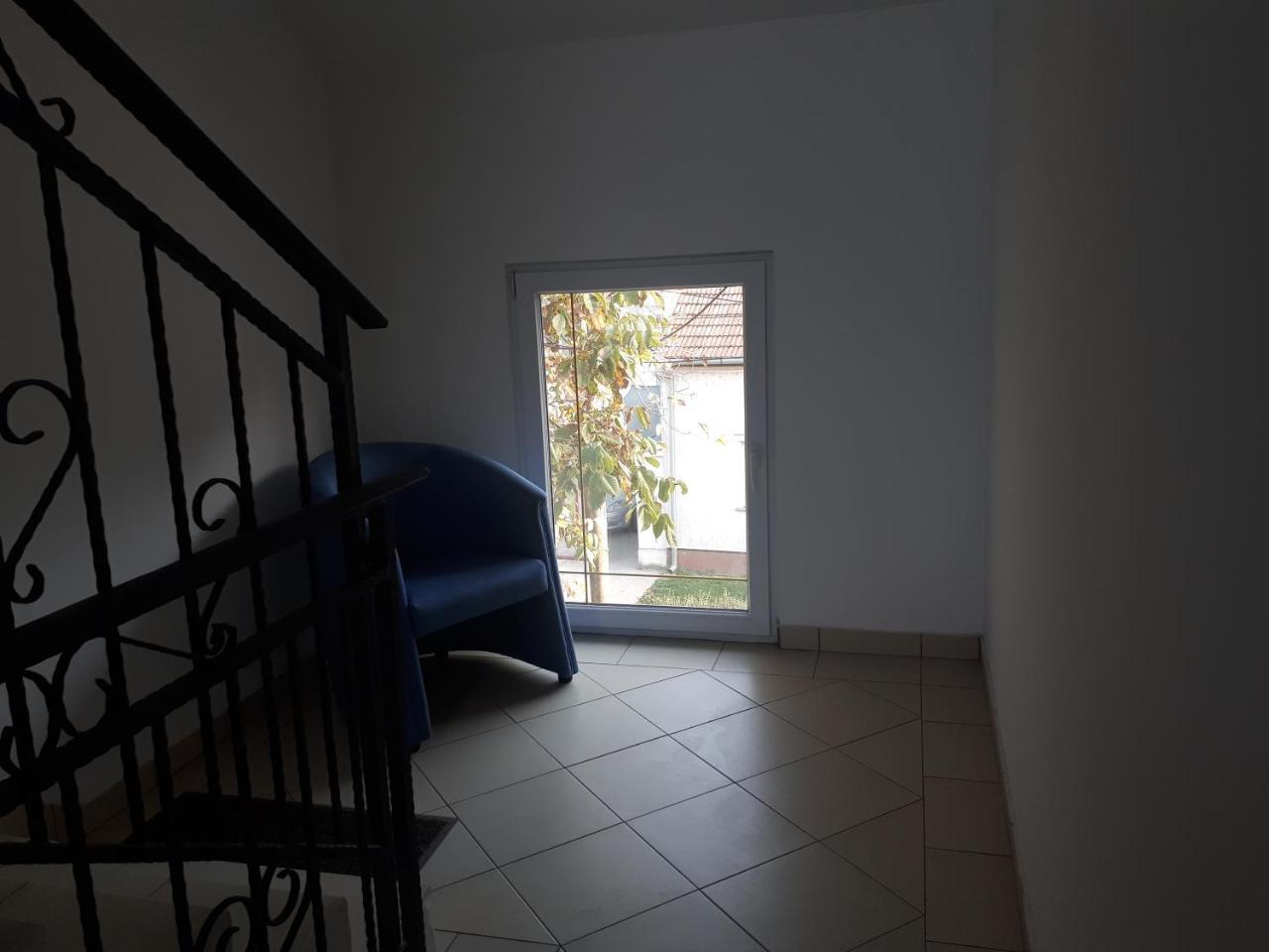 Nadja Apartment โนวีซาด ภายนอก รูปภาพ