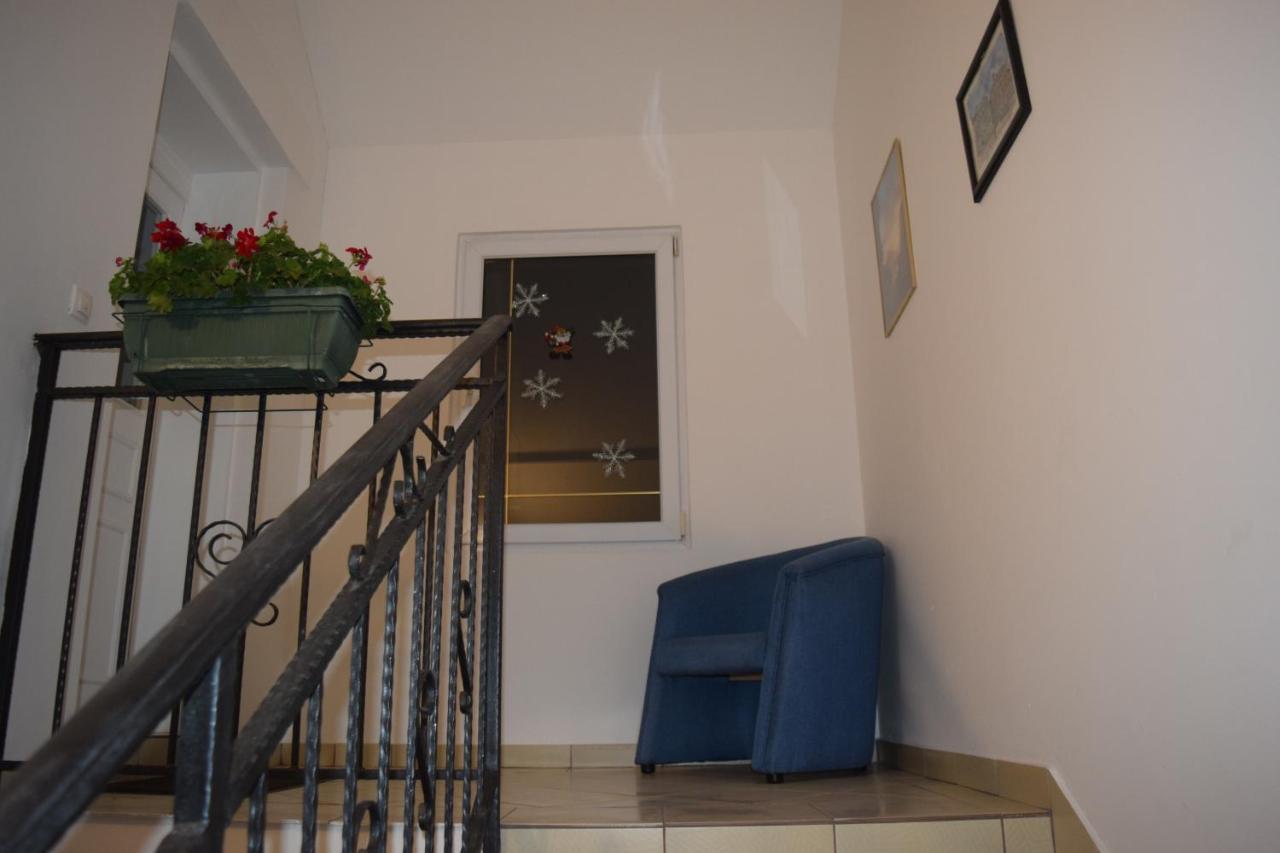 Nadja Apartment โนวีซาด ภายนอก รูปภาพ